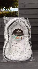 Baby Nest - Babynestje, Ophalen, Zo goed als nieuw, Overige typen