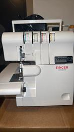 Singer Ultralock Lockmachine - Goed Onderhouden, Hobby en Vrije tijd, Naaimachines en Toebehoren, Ophalen of Verzenden, Zo goed als nieuw