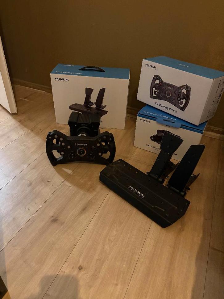 MOZA R9 V3 + KS + SR-P bundel, Computers en Software, Joysticks, Zo goed als nieuw, Ophalen