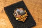 Langnek - Efteling Pin, Verzamelen, Verzenden, Nieuw, Button of Speldje