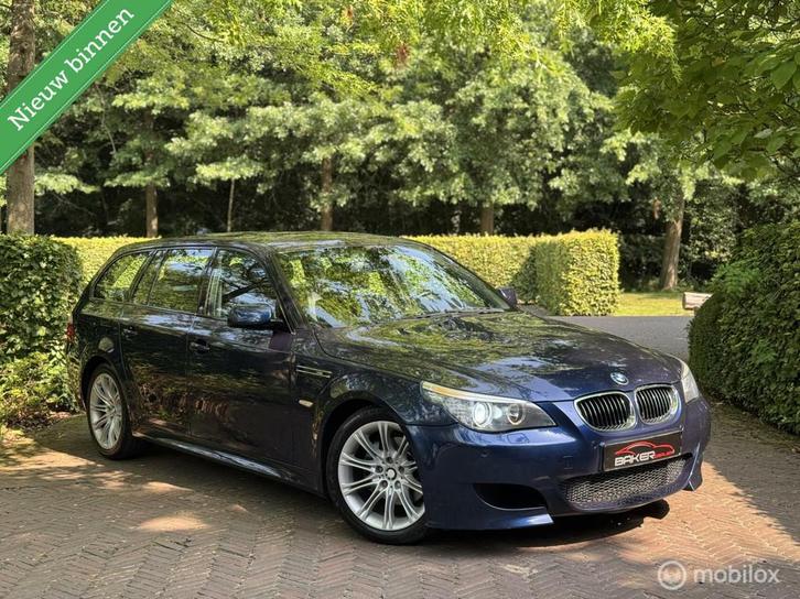 BMW 5-serie Touring 523i - M-pakket - Sport stoelen - M5 -, Auto's, BMW, Bedrijf, Te koop, 5-Serie, ABS, Airbags, Airconditioning