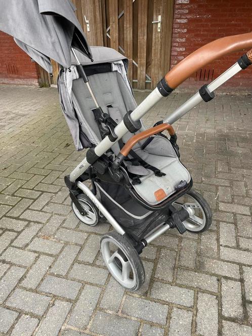 Complete kinderwagenset Mutsy Nio en Maxi-Cosi, Kinderen en Baby's, Kinderwagens en Combinaties, Zo goed als nieuw, Kinderwagen