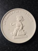 Porseleinen Hummel medaillon 1975, Ophalen of Verzenden, Zo goed als nieuw, Hummel