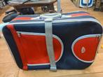 Rood/ blauwe old school koffer, Wieltjes, Hard kunststof, Zo goed als nieuw, Nee.