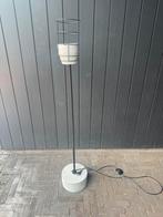 Vloerlamp, Huis en Inrichting, Lampen | Vloerlampen, Ophalen, Zo goed als nieuw, 150 tot 200 cm