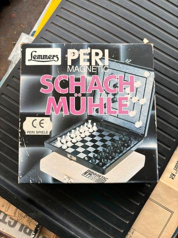 NIEUW Peri schaakspel magnetisch schaken, nieuw in doos beschikbaar voor biedingen
