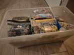 Grote bak met lego, Kinderen en Baby's, Speelgoed | Duplo en Lego, Ophalen of Verzenden, Zo goed als nieuw