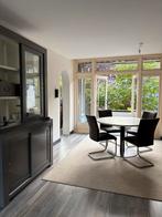Eettafel rond en 4 stoelen te koop, Huis en Inrichting, Tafels | Eettafels, Ophalen of Verzenden, Zo goed als nieuw, Rond, 100 tot 150 cm