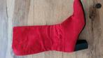 mooi rode suede laarzen, Kleding | Dames, Schoenen, Ophalen, Gedragen, Rood