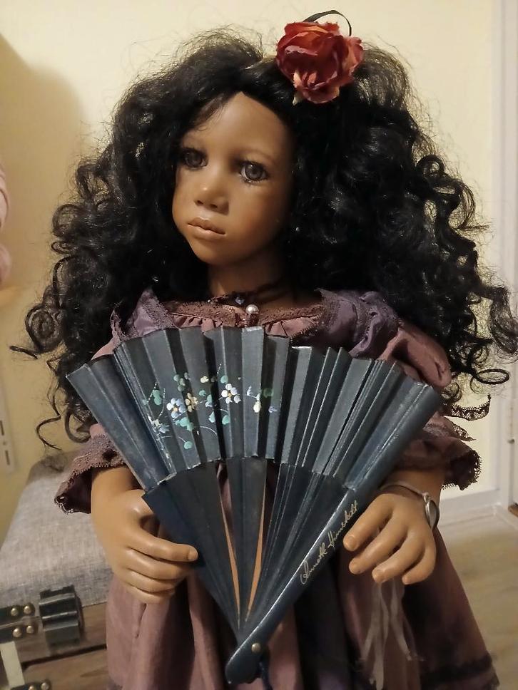 Prachtige Annette Himstedt  pop, Verzamelen, Poppen, Zo goed als nieuw, Pop, Verzenden