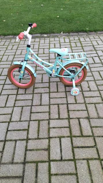 Mooi Meisjes fietsje 14 inch.  beschikbaar voor biedingen