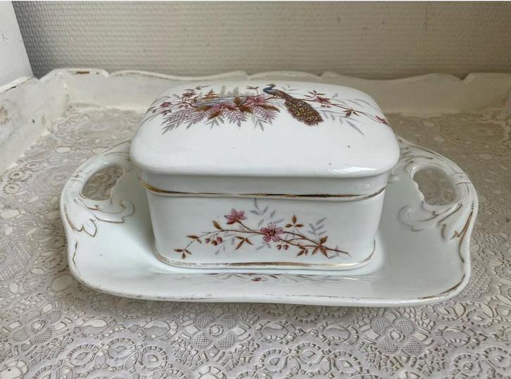 Servies: schaal en bakje pauw, Antiek en Kunst, Antiek | Schalen, Ophalen of Verzenden