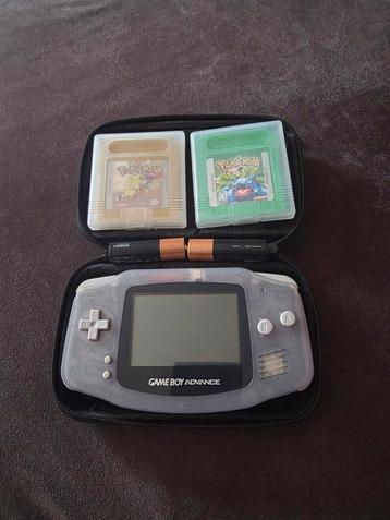 Nitendo Game Boy Advance + 2 Pokémon games beschikbaar voor biedingen
