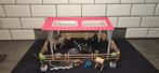 Schleich Horse Club Manege met amazones en paarden (42389), Ophalen of Verzenden, Zo goed als nieuw