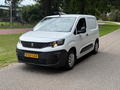Peugeot Partner 1.2 Puretech 110pk 2019 Wit, Auto's, Bestelauto's, Particulier, Peugeot, Benzine, Handgeschakeld, Geïmporteerd
