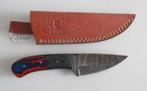 Handgesmeed Damast mes met lederen schede. CZ402., Ophalen of Verzenden, Nieuw