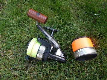 SHIMANO BIOMASTER XS 8000 met reservespoel beschikbaar voor biedingen