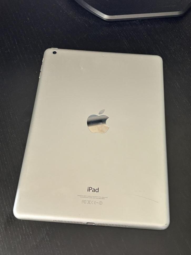 iPad Air 1e generatie 16 GB, Computers en Software, Apple iPads, Gebruikt, Apple iPad Air, Wi-Fi, 10 inch, 16 GB, Wit, Ophalen of Verzenden