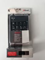 Trust Numeriek Toetsenbord met USB Hub, Computers en Software, Toetsenborden, Ophalen of Verzenden, Numeriek, Nieuw, Bedraad