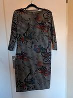 Schitterende jurk van B Three mt 42 zgan, Ophalen of Verzenden, Zo goed als nieuw, Maat 42/44 (L)