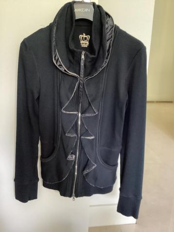 Marc Cain zwart vestje met rits. Maat 3 (38/40). beschikbaar voor biedingen