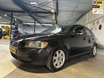 Volvo S40 2.4/Automaat/Trekhaak/Navi/Dealer onderhouden/Apk, Auto's, Volvo, Gebruikt, 700 kg, Zwart, 2435 cc