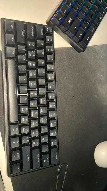 Mechanical keyboard blauwe switch beschikbaar voor biedingen