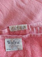 2 grote hamam badlakens 2x2m, Huis en Inrichting, Badkamer | Badtextiel en Accessoires, Ophalen of Verzenden, Nieuw, Roze, Overige typen