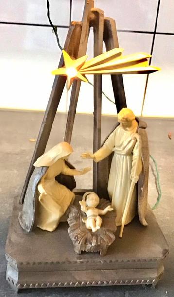 ANTIEKE KERSTDECORATIE MET VERLICHTING beschikbaar voor biedingen