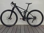 CANYON Lux CF 9.9 Mountainbike - Maat S - 10,7 kg - zwart, Fietsen en Brommers, Fietsen | Mountainbikes en ATB, Gebruikt, Fully