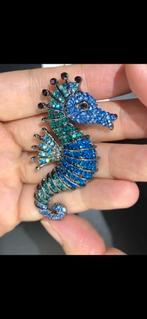 Nieuwe Zeepaard Broche met Kristallen, Met kristal, Overige materialen, 4 tot 7 cm, Blauw