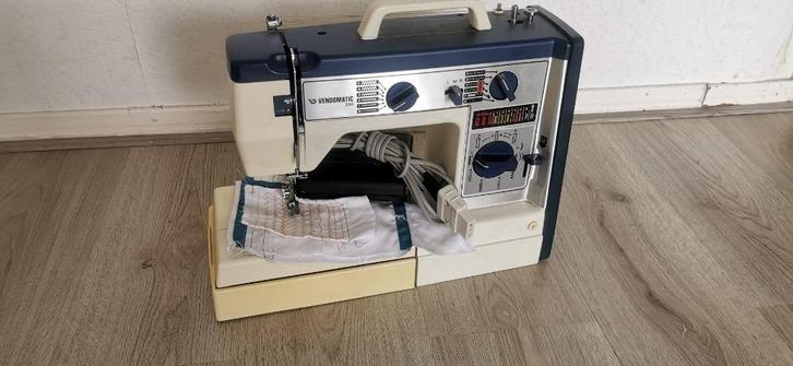 Naaimachine Vendomatic 248 Goed werkende, Hobby en Vrije tijd, Naaimachines en Toebehoren, Zo goed als nieuw, Naaimachine, Overige merken