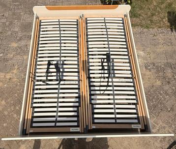 click-on Bed met elektrische lattenodems 160x200 beschikbaar voor biedingen