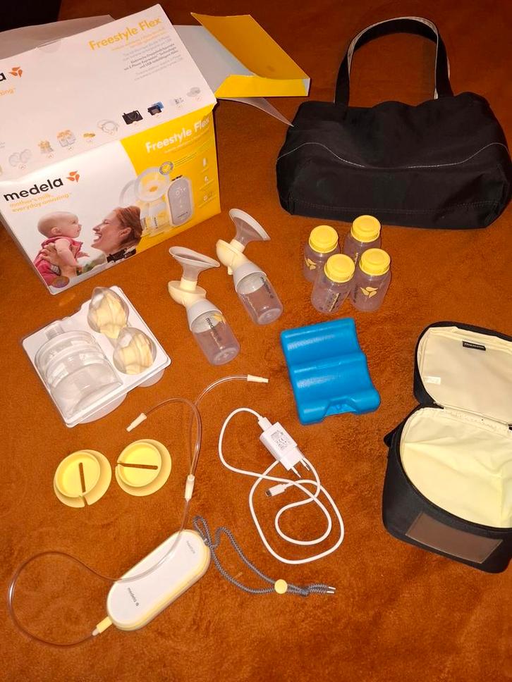 Medela Freestyle Flex Borstkolf, Kinderen en Baby's, Babyvoeding en Toebehoren, Zo goed als nieuw, Borstkolf, Ophalen of Verzenden