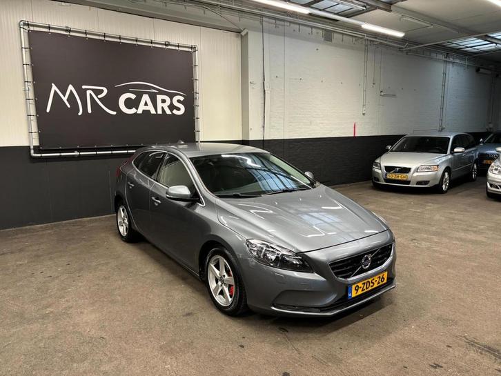 Volvo V40 1.6 D2 Momentum Navi/Airco/Cruise Control, Auto's, Volvo, Bedrijf, Te koop, V40, ABS, Airbags, Airconditioning, Boordcomputer
