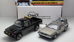 1:18 Back To The Future set Toyota Hilux DMC DeLorean BTTF, Ophalen of Verzenden, Zo goed als nieuw, Auto, OttOMobile