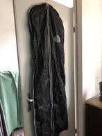 Nette beschermhoes/kledinghoes. Is circa 150 cm., Ophalen of Verzenden, Zo goed als nieuw, Overige maten