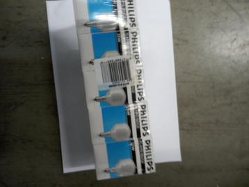 Philips gloeilamp kogel 25W flame E14 beschikbaar voor biedingen