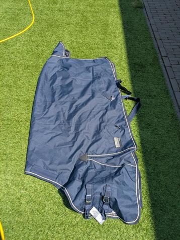 Nieuw winterdeken 100 gram 185cm beschikbaar voor biedingen