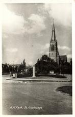 R.K. Kerk, St. Nicolaasga - volk - ongelopen., Verzamelen, Ansichtkaarten | Nederland, Ophalen of Verzenden, 1920 tot 1940, Ongelopen