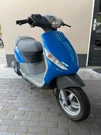 ⭐️Piaggio Zip 2T 50cc • 5.446 km • Topstaat & origineel!⭐️, Fietsen en Brommers, Scooters | Piaggio, Ophalen, Zo goed als nieuw