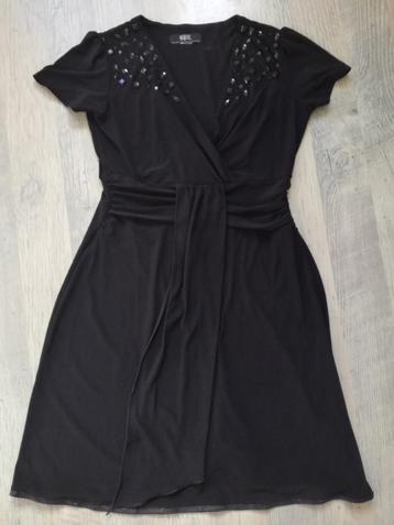 jurk,maat 38/40,sexy,feest,zwart,steentjes,vintage,chic,zgan beschikbaar voor biedingen