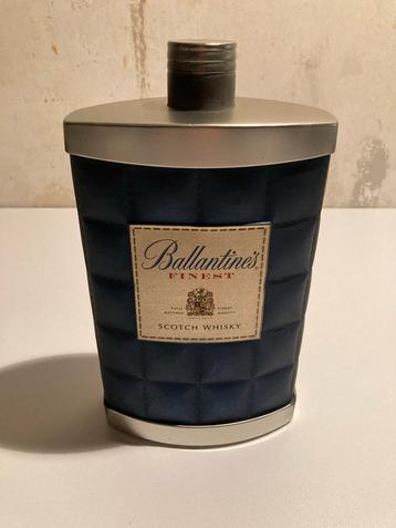 Ballantine's Finest Scotch Whisky Bewaarblik beschikbaar voor biedingen
