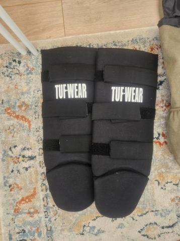 Tuf Wear Scheenbeschermers Kickboksen beschikbaar voor biedingen