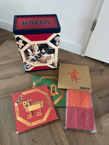 Kapla doos 200 plankjes, 3 boeken & 39 gekleurde oranje rood beschikbaar voor biedingen