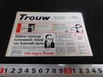 sticker TROUW  Krant Dagblad, Ophalen, Zo goed als nieuw