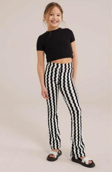 WE Fashion stoere flared broek, maat 146, zgan beschikbaar voor biedingen