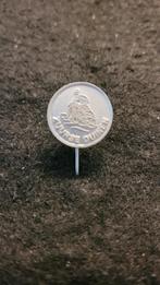 Zuurse duinen speldje, Verzenden, Zo goed als nieuw, Sport, Speldje of Pin