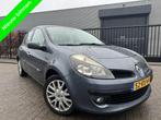 Renault Clio 1.6-16V Cruisecontrol Clima Dynamique, Gebruikt, 4 cilinders, Blauw, Origineel Nederlands