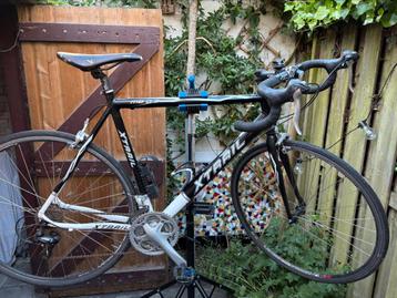 Racefiets beschikbaar voor biedingen